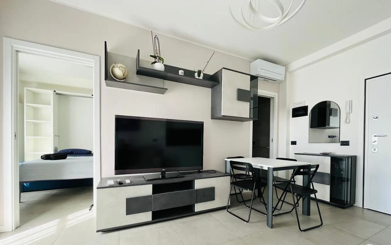 Pericle 5 Apartment Milan